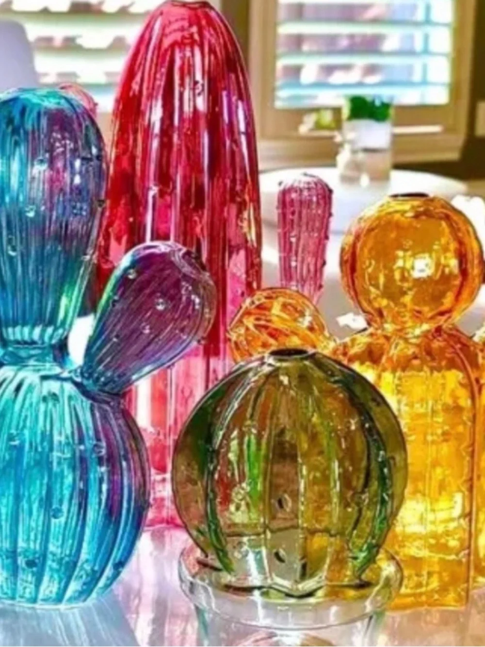 NWOT Anthropologie Pink Hand Blown Glass Cactus Bud Vase